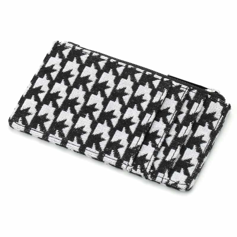 BARNEYS NEW YORK オンラインストア限定チョコレート入りポーチ （千鳥格子柄／WHITE） WHITE