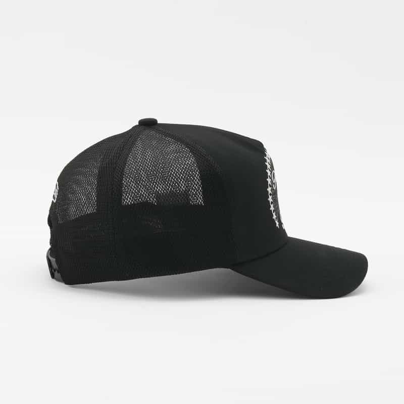 YOSHINORI KOTAKE DESIGN YOSHINORI KOTAKE DESIGN＜ヨシノリ コタケ デザイン＞ バーニーズ　ニューヨーク限定 ベースボールキャップ BLACK