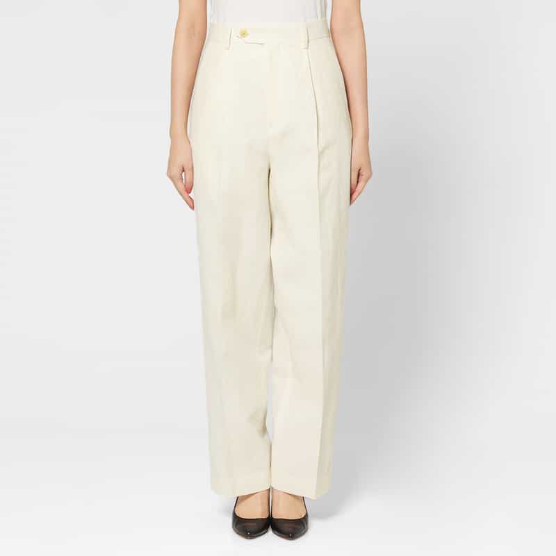 AURALEE AURALEE＜オーラリー＞ タック入りパンツ WHITE