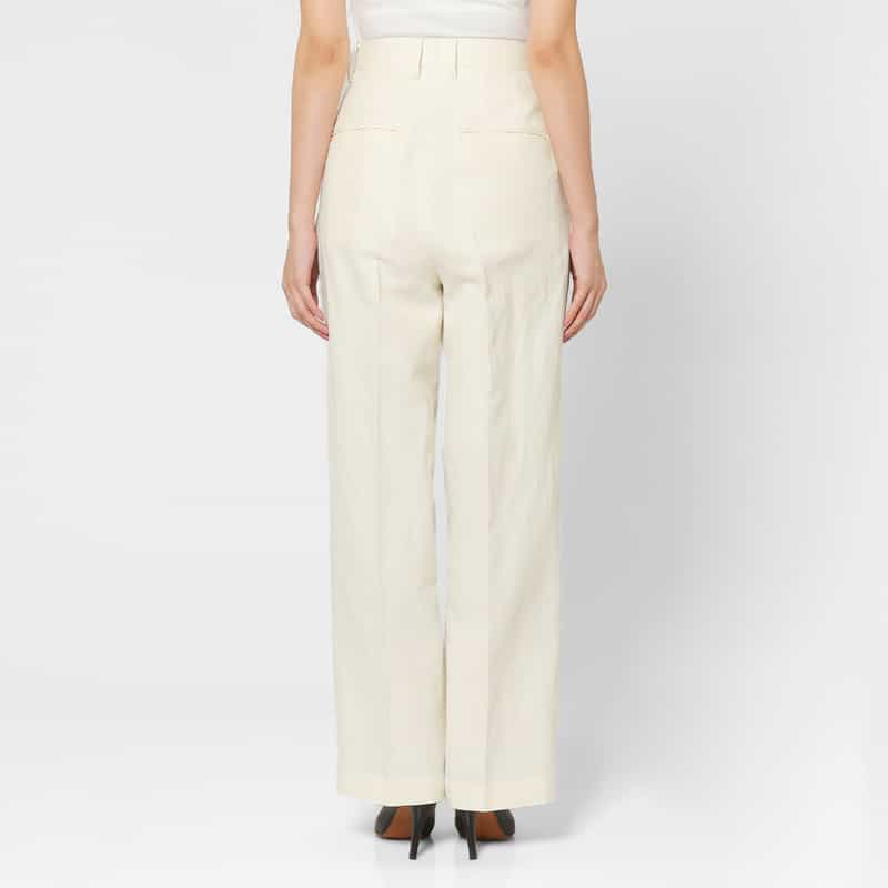 AURALEE AURALEE＜オーラリー＞ タック入りパンツ WHITE