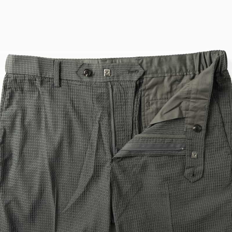 BARNEYS NEW YORK セットアップ シアサッカー素材ストレッチパンツ GRAY