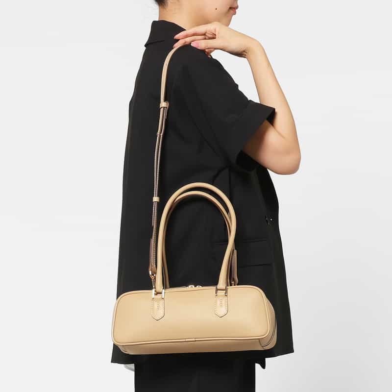 BARNEYS NEW YORK レザー ロングハンドルバッグ BEIGE