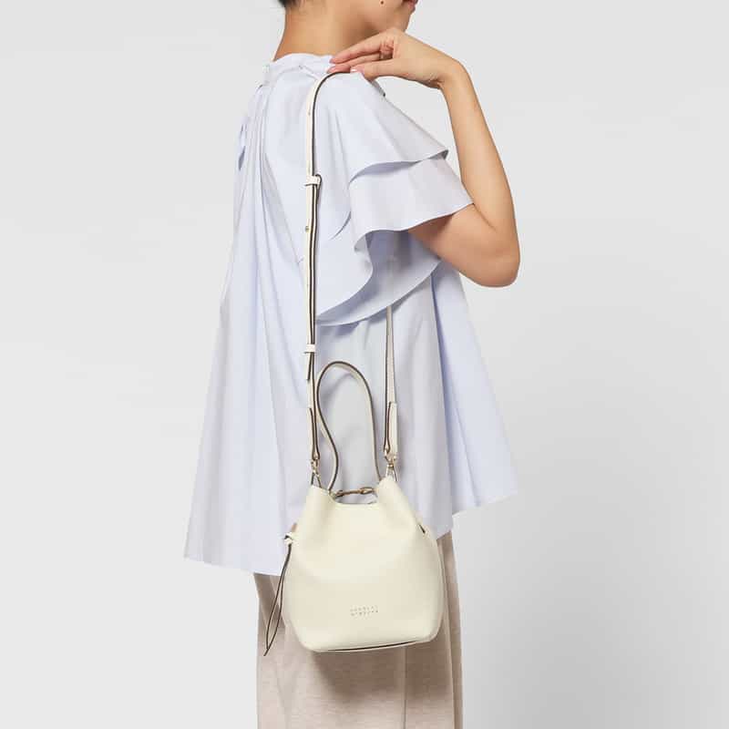 BARNEYS NEW YORK 2WAY レザーワンハンドルバッグ WHITE