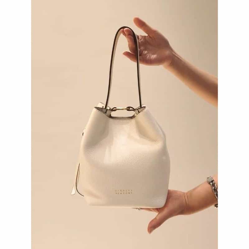 BARNEYS NEW YORK 2WAY レザーワンハンドルバッグ WHITE