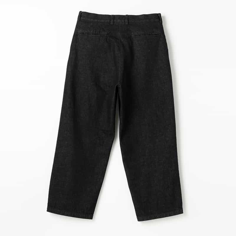 BARNEYS NEW YORK BARNEYS NEW YORK designed by TOMOHIRO KONNO デニムパンツ BLUE