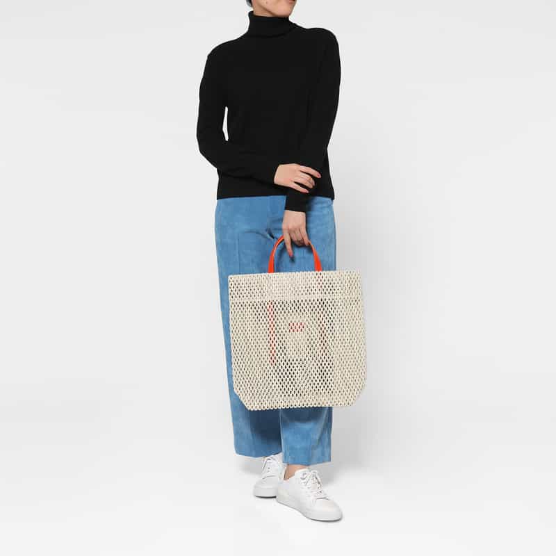 MARY AL TERNA MARYALTERNA ＜メアリオルターナ＞ バーニーズ　ニューヨーク限定 バイカラーメッシュトートバッグ “GAP“ WHITE