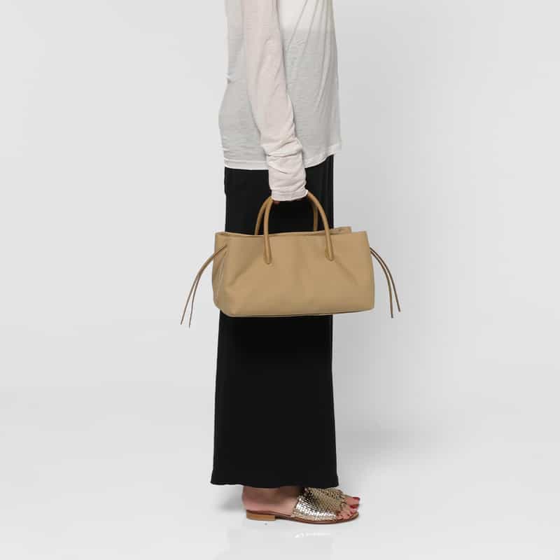 MARY AL TERNA MARYALTERNA ＜メアリオルターナ＞ コットン素材ハンドバッグ “RIKYU“（M） BEIGE