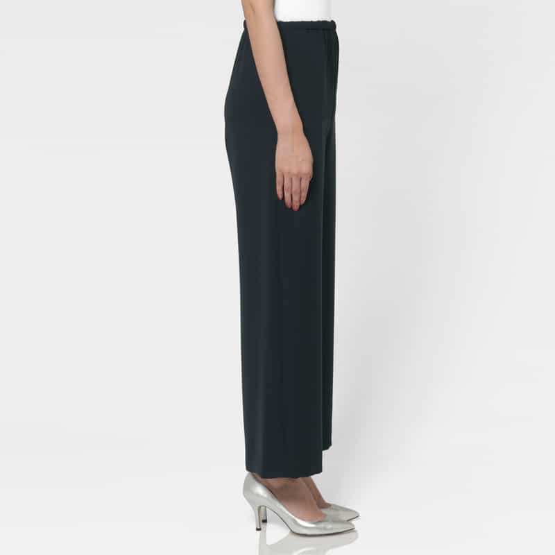 BARNEYS NEW YORK ウォッシャブル ドローリングサテンワイドパンツ NAVY