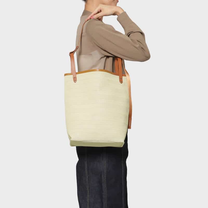 LA TESORINA LA TESORINA ＜ラ　デゾリーナ＞ トートバッグ IVORY