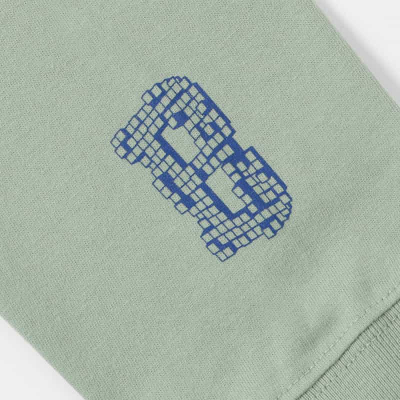 BARNEYS NEW YORK グラフィックロゴ入りロングスリーブカットソー GREEN