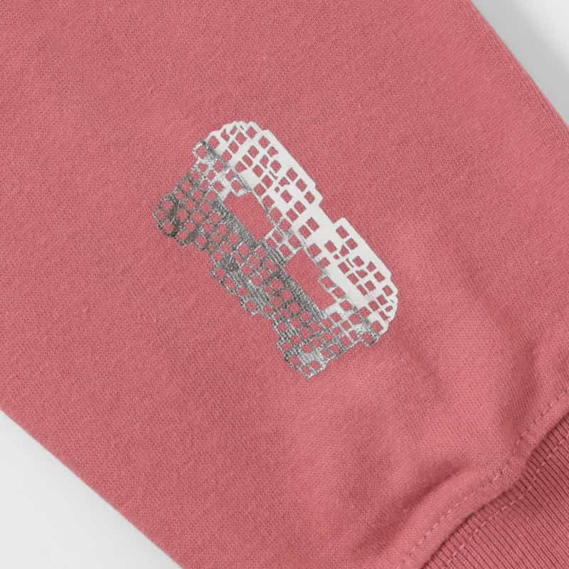 BARNEYS NEW YORK グラフィックロゴ入りロングスリーブカットソー PINK