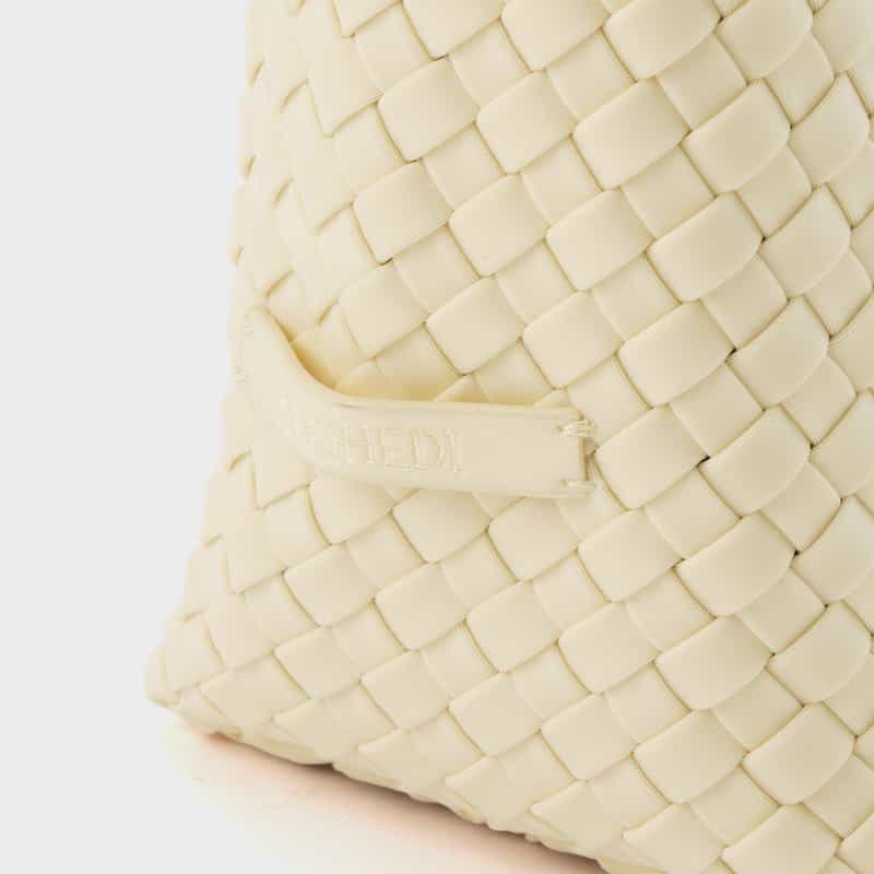 NAGHEDI NAGHEDI ＜ナゲディ＞ ワンハンドルバッグ “Nomad Medium Hobo“ IVORY