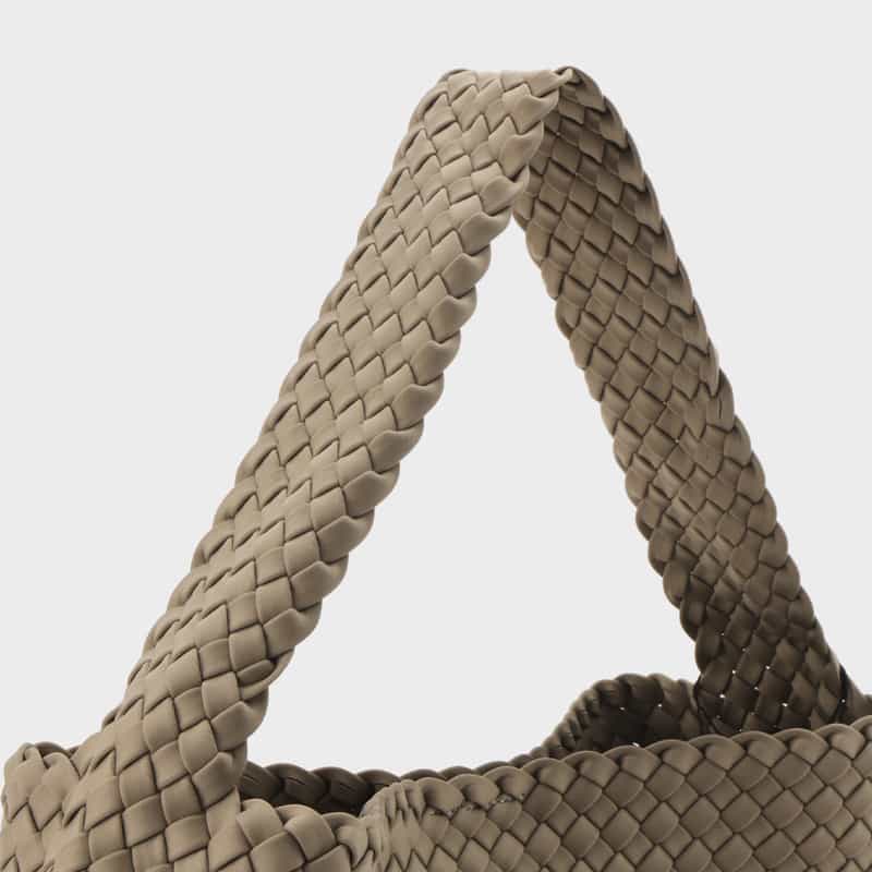 NAGHEDI NAGHEDI ＜ナゲディ＞ ワンハンドルバッグ “Nomad Medium Hobo“ BEIGE