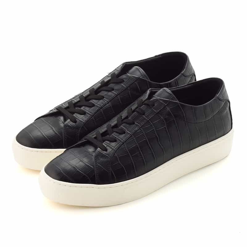 クロコ柄スニーカー