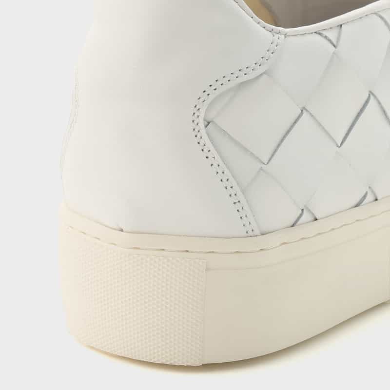 BARNEYS NEW YORK イントレチャートスニーカー WHITE
