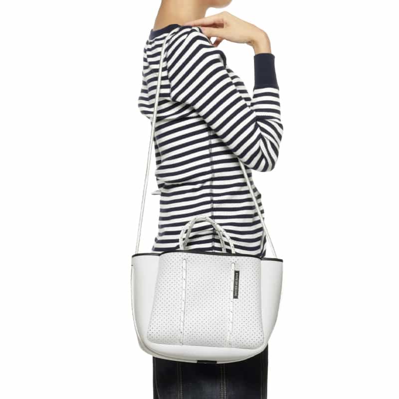 STATE OF ESCAPE STATE OF ESCAPE＜ステート オブ エスケープ＞ トートバッグ"Petite Escape"（S） WHITE