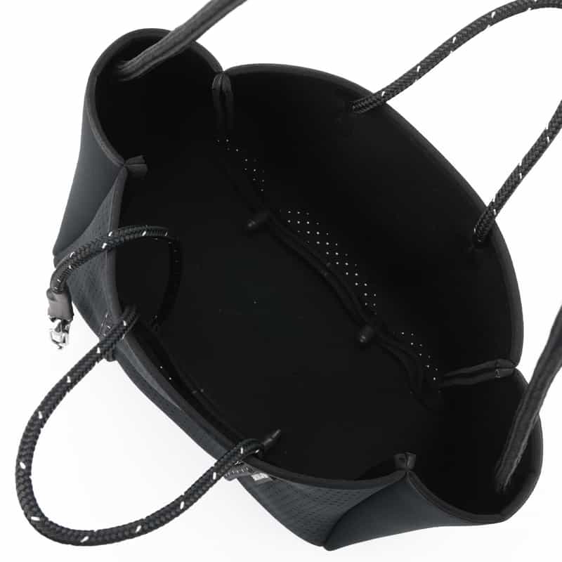 STATE OF ESCAPE STATE OF ESCAPE＜ステート オブ エスケープ＞ トートバッグ"Petite Escape"（S） BLACK