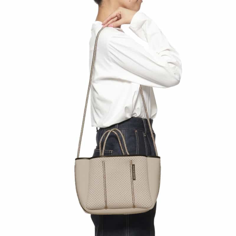 STATE OF ESCAPE STATE OF ESCAPE＜ステート オブ エスケープ＞ トートバッグ"Petite Escape"（S） BEIGE