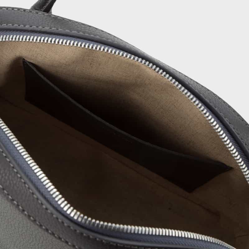 MAISON CANAU MAISON CANAU ＜メゾン カナウ＞ バーニーズニューヨーク限定 ラウンドボストンバッグ（M） DARK GRAY