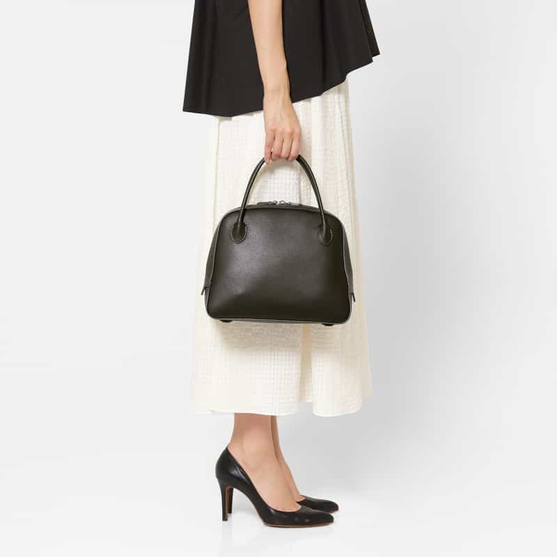 MAISON CANAU MAISON CANAU ＜メゾン カナウ＞ バーニーズニューヨーク限定 ラウンドボストンバッグ（M） DARK GRAY