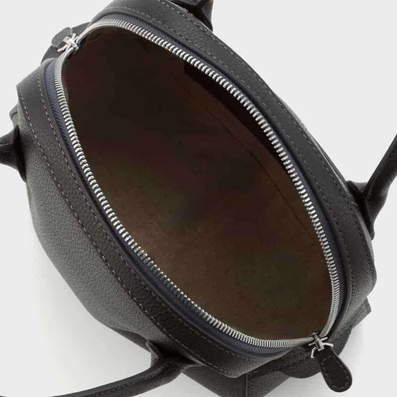 MAISON CANAU MAISON CANAU ＜メゾン カナウ＞ バーニーズニューヨーク限定 ラウンドボストンバッグ（S） DARK GRAY