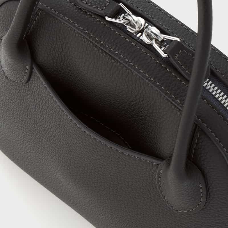 MAISON CANAU MAISON CANAU ＜メゾン カナウ＞ バーニーズニューヨーク限定 ラウンドボストンバッグ（S） DARK GRAY