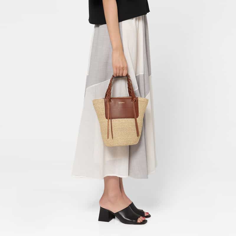 VIOLAD’ORO VIOLAD’ORO ＜ヴィオラドーロ＞ 異素材コンビネーショントートバッグ LT BEIGE