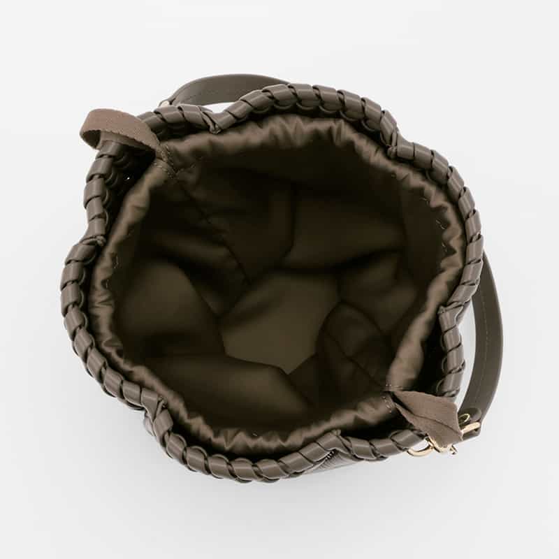 BARNEYS NEW YORK メッシュバケットバッグ BROWN