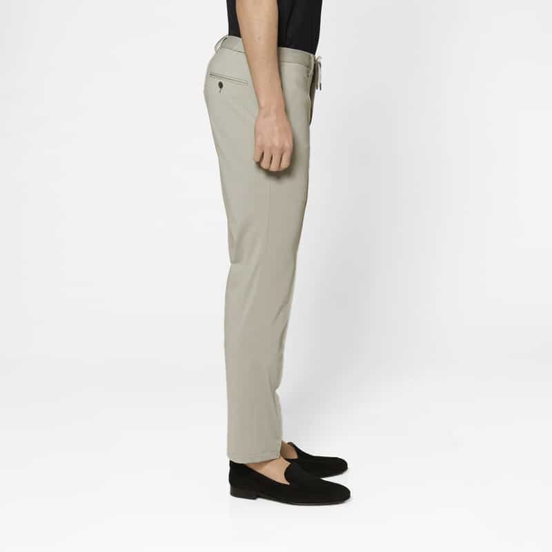 BARNEYS NEW YORK セットアップ ナイロントリコット生地パンツ LIGHT GRAY