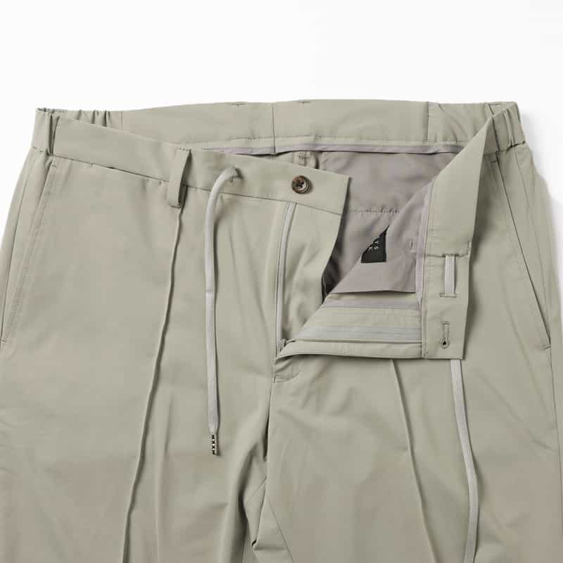 BARNEYS NEW YORK セットアップ ナイロントリコット生地パンツ LIGHT GRAY