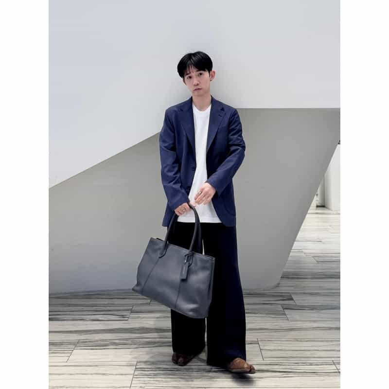 BARNEYS NEW YORK セットアップ アクティブジャケット（REDA社製ウール使用） BLUE