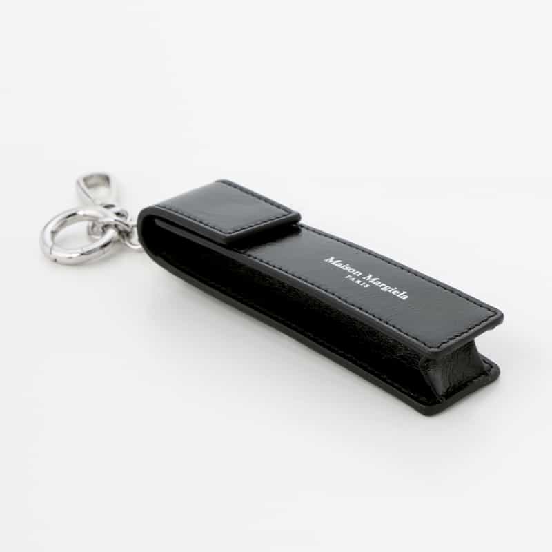 MAISON MARGIELA MAISON MARGLELA＜メゾンマルジェラ＞ レザーキーホルダー BLACK