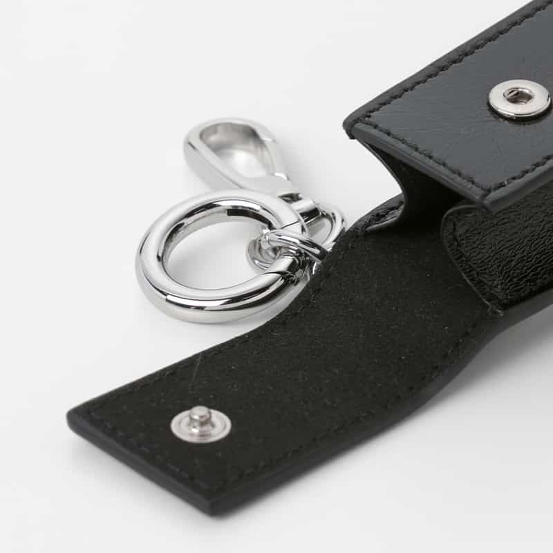 MAISON MARGIELA MAISON MARGLELA＜メゾンマルジェラ＞ レザーキーホルダー BLACK