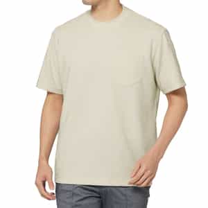 ポケット付きTシャツ