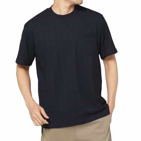 ポケット付きTシャツ