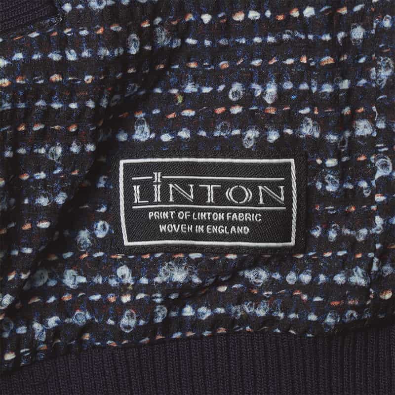 BARNEYS NEW YORK サッカー素材プリントブルゾン NAVY