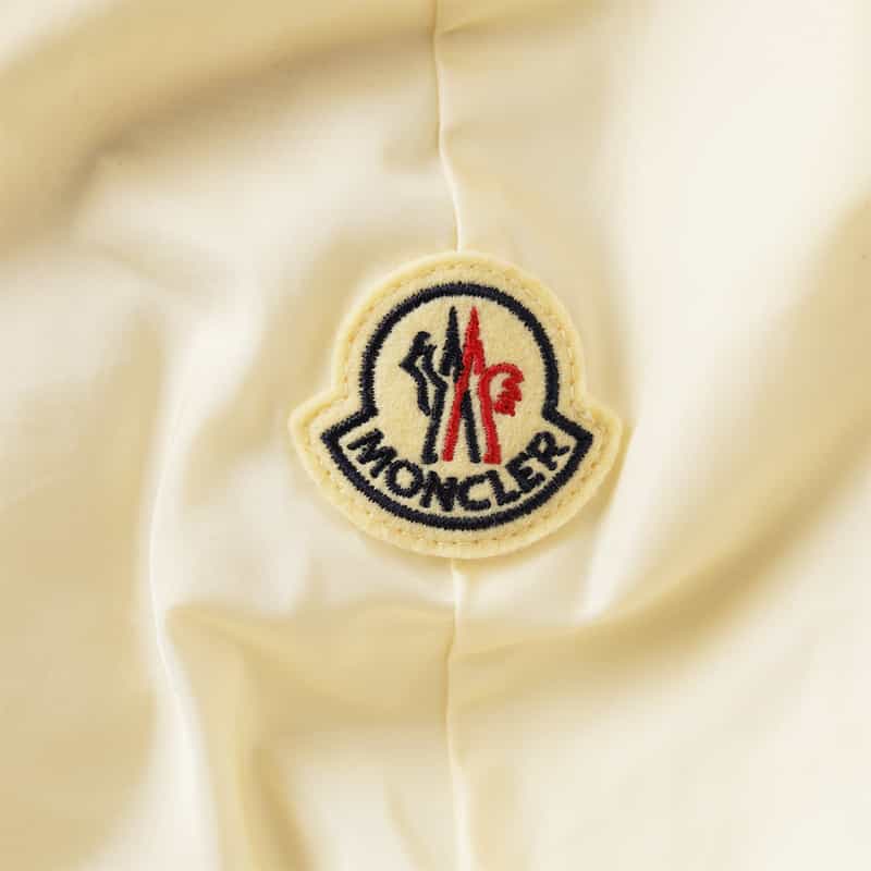 MONCLER MONCLER＜モンクレール＞ パフスリーブ ジップアップフーデッドブルゾン WHITE