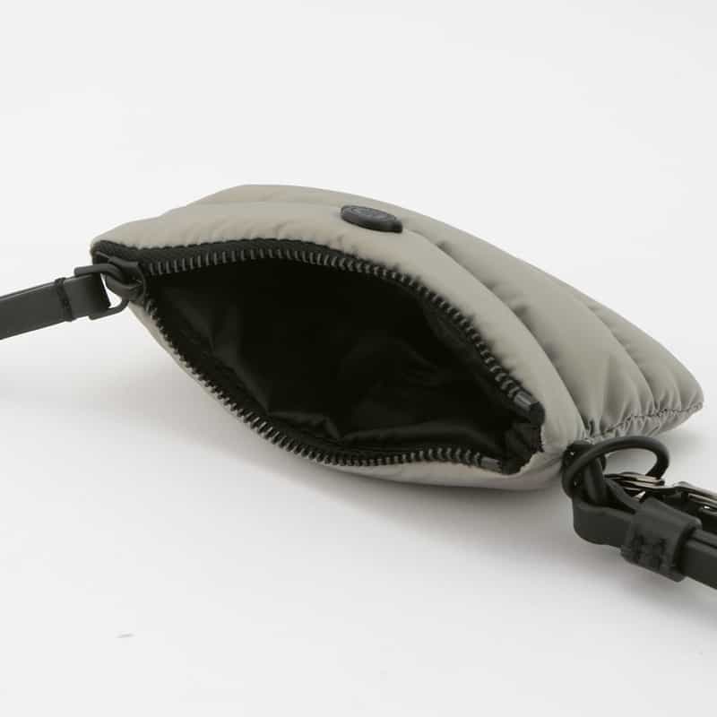 MONCLER MONCLER＜モンクレール＞ ショルダーストラップ付きカードケース KHAKI