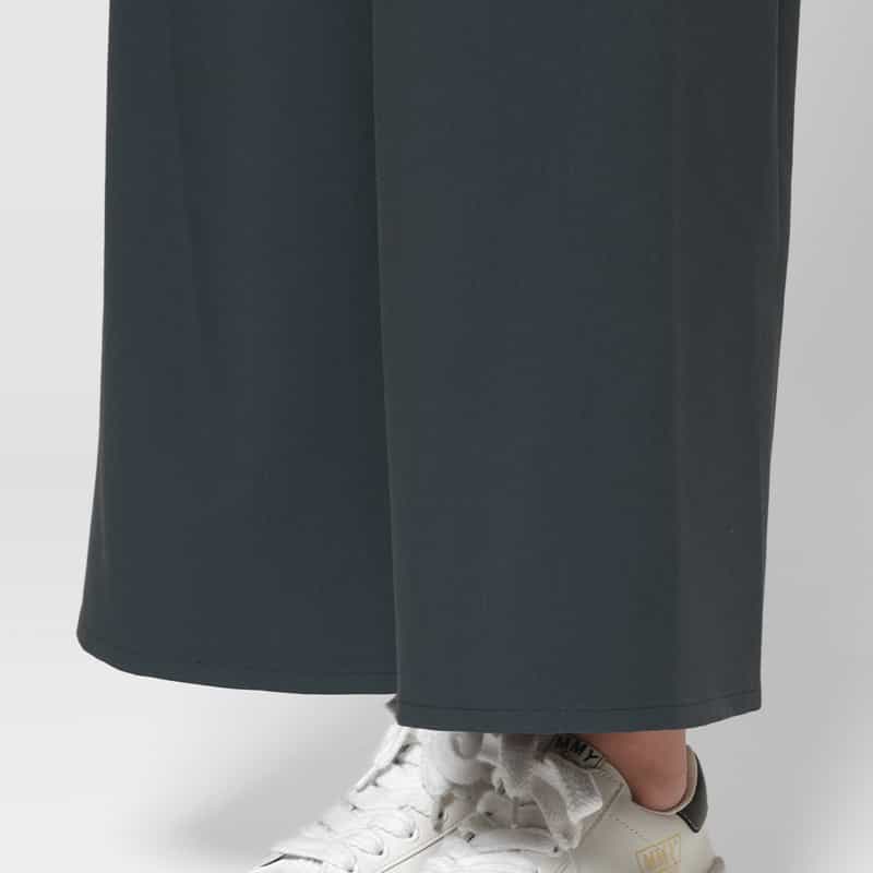 BARNEYS NEW YORK ウォッシャブル サイドポケット付き ワイドパンツ GRAY