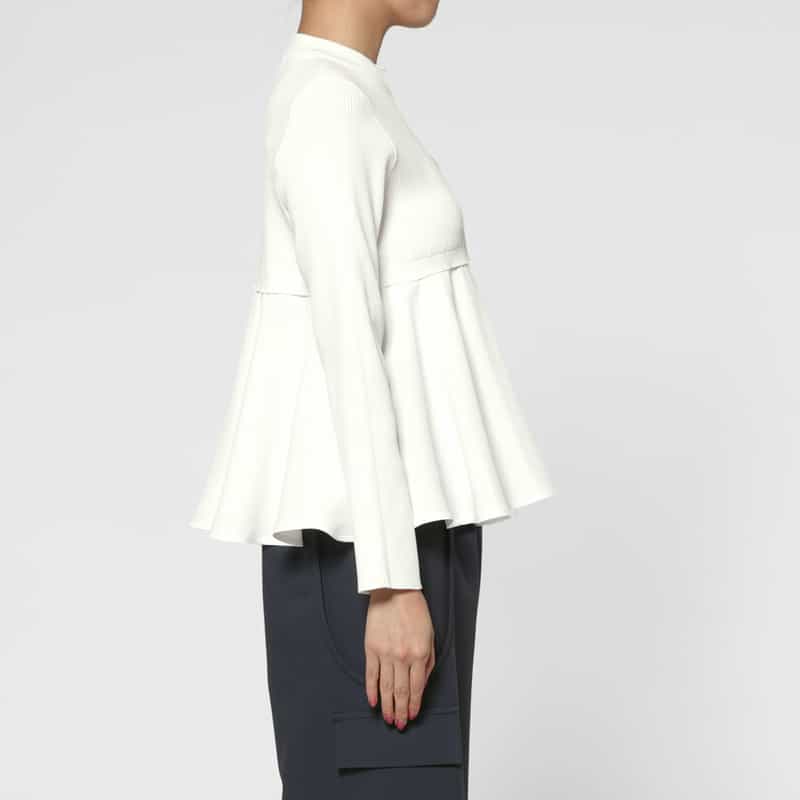 BARNEYS NEW YORK ウォッシャブル ドッキングデザイン フレアヘムジップアップニットプルオーバー WHITE