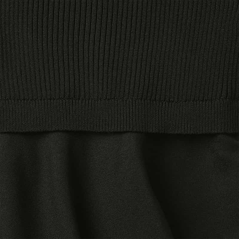 BARNEYS NEW YORK ウォッシャブル ドッキングデザイン フレアヘムジップアップニットプルオーバー BLACK