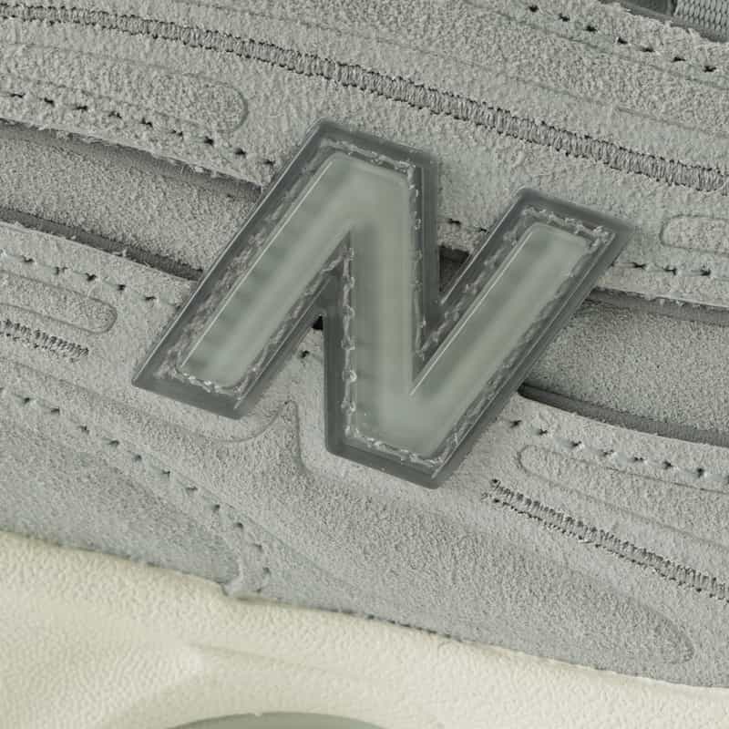 NEW BALANCE NEW BALANCE＜ニュー バランス＞ スニーカー "M1000" GRAY