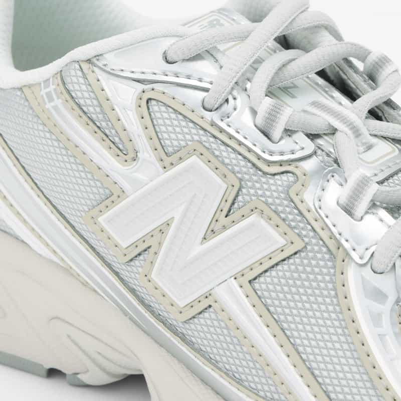 NEW BALANCE NEW BALANCE＜ニュー バランス＞ スニーカー "U740" SILVER