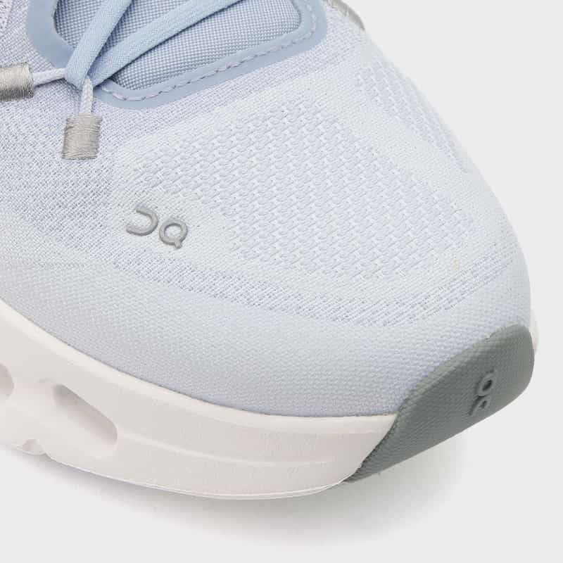 ON ON＜オン＞ スニーカー"Cloudtilt" LIGHT BLUE