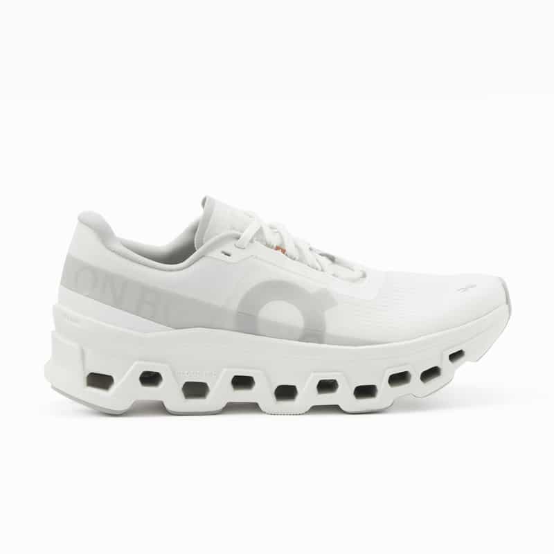 ON ON＜オン＞スニーカー "CLOUDMONSTER" WHITE