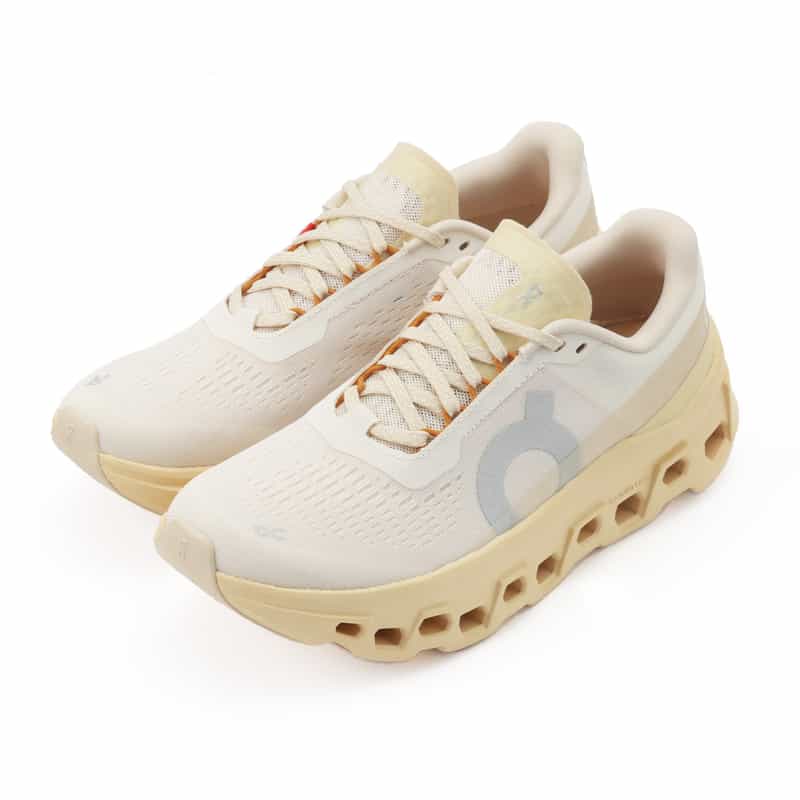 ON ON＜オン＞スニーカー "CLOUDMONSTER" BEIGE