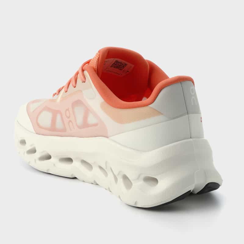 ON ON ＜オン＞ スニーカー"Cloudtilt remix" ORANGE