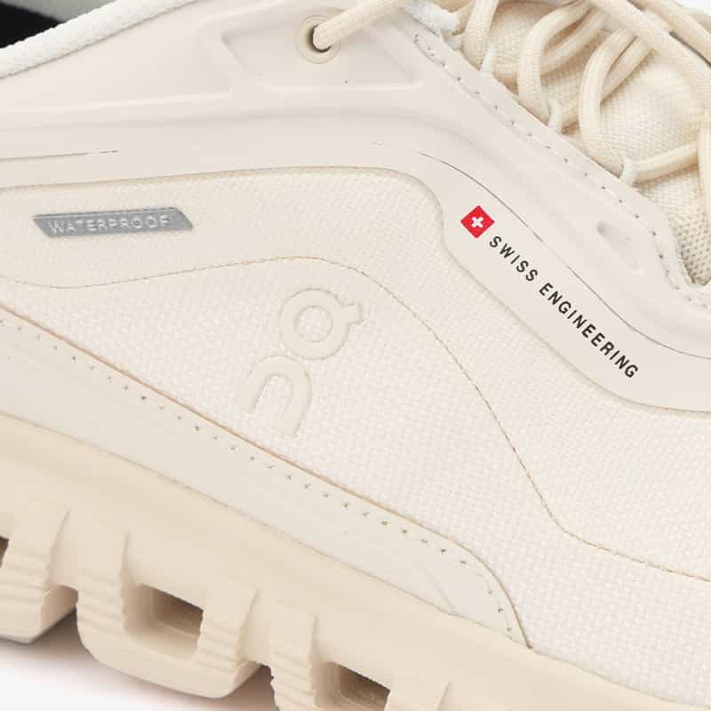ON ON＜オン＞ スニーカー"Cloud 6" IVORY