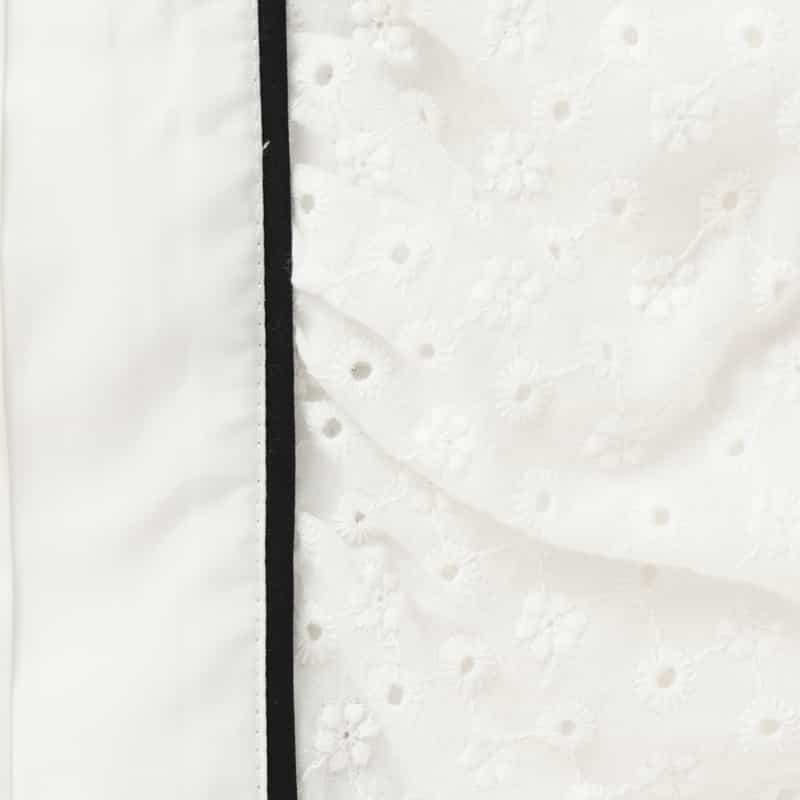 BARNEYS NEW YORK ウォッシャブル カットワークデザイン Vネックブラウス WHITE