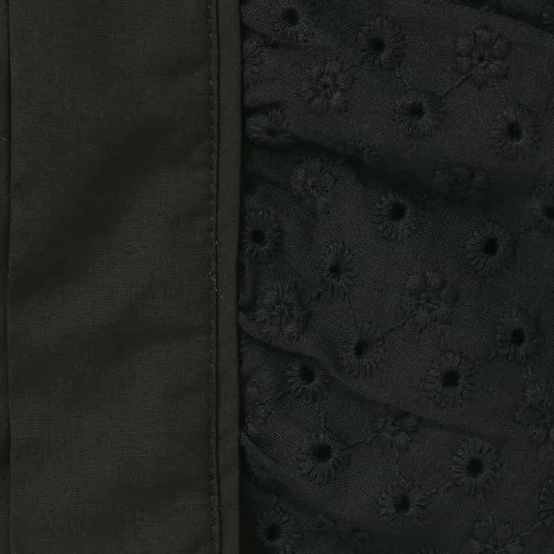 BARNEYS NEW YORK ウォッシャブル カットワークデザイン Vネックブラウス BLACK